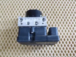 Блок ABS Opel Astra H / Family 2004-2015 — фото 1