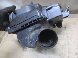 Корпус воздушного фильтра Nissan Murano (Z51) 2008-2015 — фото 4