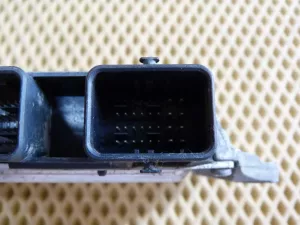 Блок управления двигателем Renault Fluence 2010-2017 (237100644R) — фото 5