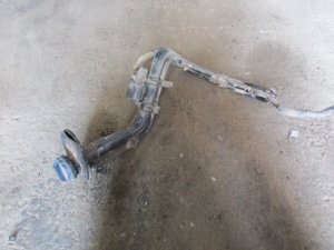 Горловина топливного бака Kia Ceed 2007-2012 (ХЕТЧБЕК 310301H000) — фото 1