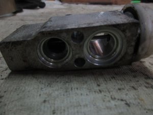 Клапан кондиционера Hyundai Accent II (+ТАГАЗ) 2000-2012 (976041C100) — фото 2