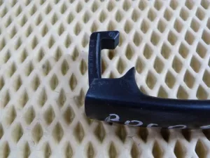 Ручка двери наружная VW Tiguan 2011-2016,New Beetle 1998-2010,Ibiza V 2008>,Fabia 2007-2015,Tiguan 2007-2011,Yeti 2009>,Polo (Sed RUS) 2011>,Jetta 2011>,New Beetle 2012>,Rapid 2013> (5N0837205M) — фото 3