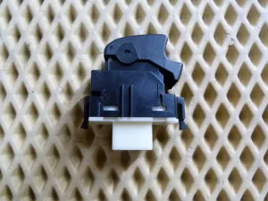 Кнопка стеклоподъемника Toyota Avensis II 2003-2008 (8481005050) — фото 2