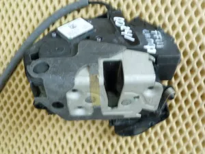 Замок двери передней левой Ford Focus III 2011-2019 (5 КОНТАКТОВ BM5AA21813AD) — фото 10