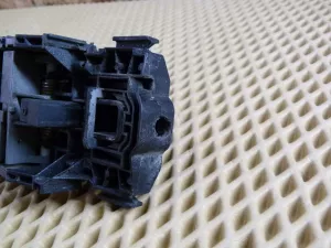 Ручка наружная двери задней левая VW Polo (Sed RUS) 2011> (В СБОРЕ 5N0837205M 5N0839885H) — фото 9