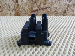Катушка зажигания Ford B-MAX 2012-2018 Ford C-MAX 2010-2019 Ford EcoSport 2012-2023 Ford Fiesta 2008-2019 Ford Focus II 2008-2011 Ford Focus III 2011-2019 Ford Mondeo IV 2007-2015 (CM5G12029FA) — фото 1