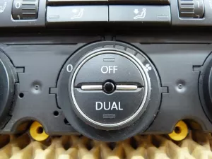 Блок управления климатической установкой VW Passat [B6] 2005-2010 (3C0907044EB) — фото 3