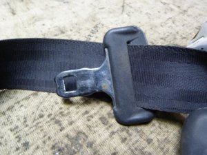 Ремень безопасности задний левый Toyota RAV 4 2000-2005 — фото 2