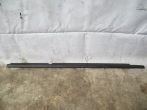Бархотка стекла двери задней правой наружная VW Tiguan 2007-2011,Tiguan 2011-2016 (НЕ ХРОМ 5N0839478A5AP) — фото 1