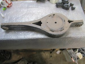 Рычаг задний нижний Ford,Volvo S-MAX 2006-2015,Galaxy 2006-2015,S80 2006-2016,Mondeo IV 2007-2015 (ПОД ПРУЖИНУ 6G915K652XX 1469125) — фото 1