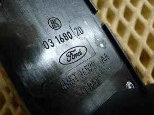 Блок управления стеклоподъемниками Ford Focus II 2008-2011 — фото 7
