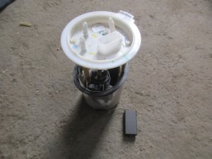 Насос топливный электрический VW Jetta 2006-2011 — фото 1