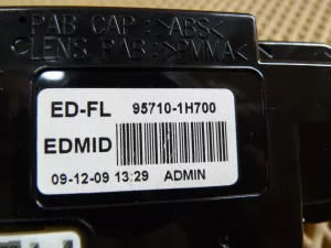 Дисплей информационный Kia Ceed 2007-2012 (957101H700) — фото 10