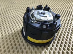 Подушка безопасности в рулевое колесо Kia Cerato 2009-2013 (569001M400) — фото 6