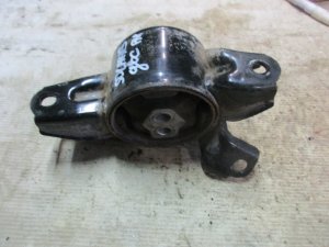 Опора двигателя левая Hyundai Solaris 2010-2017 (218301R050) — фото 1