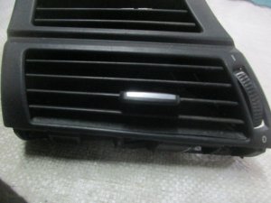 Дефлектор воздушный левый BMW X5 E70 2007-2013 — фото 2