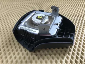 Подушка безопасности в рулевое колесо Mazda 3 (BK) 2002-2009 (ПОСЛЕ 2005 ГОДА НА ОДИН ПОДРЫВ BP4S57K00B) — фото 6