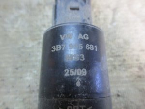 Насос омывателя фар Audi A3 [8PA] Sportback 2004-2013 Audi A4 [B7] 2005-2007 Audi A4 [B8] 2007-2015 Audi TT(8J) 2006-2015 (3B7955681) — фото 4