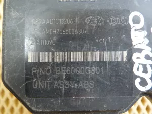 Блок ABS (насос) Kia Cerato 2009-2013 (589201M340) — фото 8