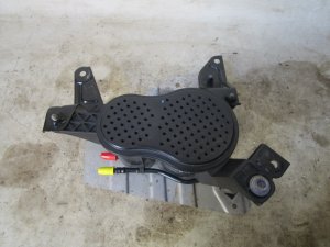 Абсорбер (фильтр угольный) Audi A4 [B8] 2007-2015;A4 [B8] Allroad 2009-2015;A5/S5 [8F] Cabrio 2010-2016;A5/S5 [8T] Coupe/Sportback 2007-2016;A6 [C7,4G] 2011-2018;A8 [4H] 2010-2017;Q5 [8R] 2008-2017;Q7 [4M] 2015>;Q8 (4MN) 2018>;Cayenne 2017>;Macan 2013>;Touareg 2018> (8K0201799G) — фото 4