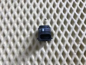 Датчик парковки Skoda Fabia 2015-2021 Skoda Kamiq 2019> Skoda Karoq 2017> Skoda Octavia (A7) 2013-2020 Skoda Rapid 2013-2020 Skoda Superb 2015-2023 Skoda Yeti 2009-2018 VW Amarok 2010> VW Arteon 2017> VW Caddy IV 2016-2020 VW Crafter 2016> VW Golf Sportsvan 2014-2020 VW Golf VII 2012-2020 VW Jetta 2011-2018 VW Jetta 2019> VW Passat [B8] 2015-2024 VW Polo (RUS) 2020-2022 VW Scirocco 2008-2017 VW Teramont 2017> VW Touareg 2018> VW Touran(5T) 2016> VW Transporter T6 2015-2024 (5Q0919275) — фото 3
