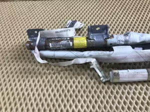 Подушка безопасности боковая шторка Mitsubishi Pajero/Montero IV (V8, V9) 2007-2021 (ПРАВАЯ 7030A120) — фото 2