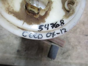 Насос топливный электрический Kia Ceed 2007-2012 (311101H000) — фото 8