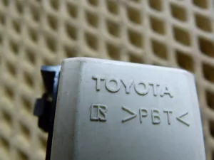 Кнопка стеклоподъемника Lexus LS 400 (UCF20) 1994-2000 (8403050030) — фото 4