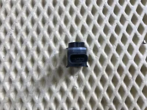Датчик парковки Audi A3 [8PA] Sportback 2004-2013 Audi A4 [B8] 2007-2015 Audi A5/S5 [8F] Cabrio 2010-2016 Audi A5/S5 [8T] Coupe/Sportback 2007-2016 Audi A6 [C7,4G] 2011-2018 Audi A7 (4G8) 2011-2018 Audi A8 [4H] 2010-2017 Audi Allroad quattro 2012-2019 Audi Q3 (8U) 2012-2018 Audi Q5 [8R] 2008-2017 Audi Q7 [4L] 2005-2015 Audi R8 2007-2015 Audi TT(8J) 2006-2015 Porsche 911 (991) 2012-2019 Porsche Boxster (981) 2012-2016 Porsche Cayenne 2010-2017 Porsche Cayman (981) 2013-2016 Porsche Panamera 2010-2016 (1S0919275) — фото 3