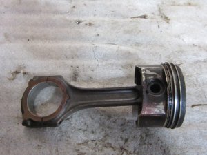 Поршень с шатуном Mercedes Benz W211 E-Klasse 2002-2009 (KOMPRESSOR 271.941 A2710302217) — фото 1
