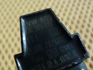 Катушка зажигания VW Jetta 2011>,A2 [8Z0] 2000-2005,Octavia (A4 1U-) 2000-2011,Leon (1M1) 1999-2006,Toledo II 1999-2006,Golf IV/Bora 1997-2005,New Beetle 1998-2010,Lupo 1998-2005,A3 [8PA] Sportback 2004-2013 (036905715E) — фото 4
