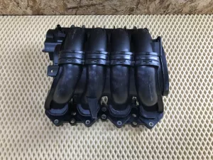 Коллектор впускной Peugeot 206 1998-, Peugeot Partner Tepee(B9) 2008>,C4 2005-2011,Xsara 2000-2005,C2 2003>,405 1992-1995,207 2006>,1007 2005>,307 2001-2007,206 1998>,Xsara Picasso 1999>,C3 2002-2009,Berlingo(FIRST) (M59) 2002-2010,308 2007> (0342H1) — фото 2