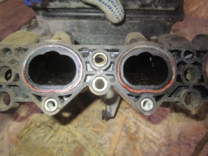 Коллектор впускной Peugeot 206 1998-, Peugeot Partner Tepee(B9) 2008>,C4 2005-2011,Xsara 2000-2005,C2 2003>,405 1992-1995,207 2006>,1007 2005>,307 2001-2007,206 1998>,Xsara Picasso 1999>,C3 2002-2009,Berlingo(FIRST) (M59) 2002-2010,308 2007> (0342H1) — фото 5