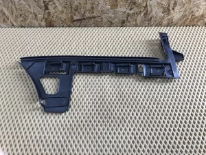 Направляющая заднего бампера VW Passat [B6] 2005-2010 (УНИВЕРСАЛ 3C9807393 3C9807394) — фото 9