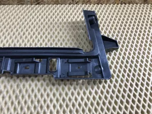 Направляющая заднего бампера VW Passat [B6] 2005-2010 (УНИВЕРСАЛ 3C9807393 3C9807394) — фото 12