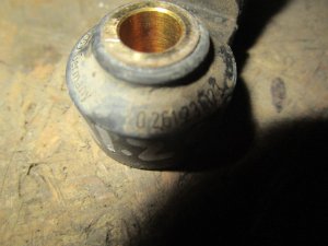 Датчик детонации Opel Corsa D 2006>,Astra G 1998-2005,Agila A 2000-2008,Astra H / Family 2004>,Meriva 2003-2010,Tigra TwinTop 2004>,Corsa C 2000-2006,Punto 188 1999-2005,Punto/Grande Punto 199 2005>,Panda 2003>,Combo 2001> (0261231173 6235619 93177171) — фото 3