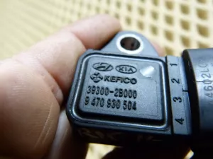 Датчик абсолютного давления Kia RIO 2011-2017 (393002B000) — фото 4