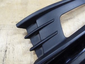 Решетка в бампер левая VW Polo (Sed RUS) 2011> (ПОСЛЕ 04.05.2015 ГОДА ПОД ПТФ С НАКЛАДКОЙ 6RU853665F) — фото 7