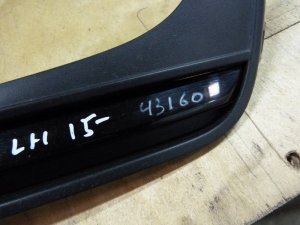 Решетка в бампер левая VW Polo (Sed RUS) 2011> (ПОСЛЕ 04.05.2015 ГОДА ПОД ПТФ С НАКЛАДКОЙ 6RU853665F) — фото 4