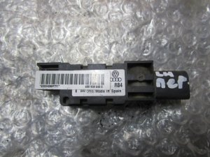 Датчик AIR BAG Audi A3 [8P1] 2003-2013,Allroad quattro 2000-2005,A6 [C5] 1997-2004,A3 [8PA] Sportback 2004-2013,A8 [4E] 2003-2010,Phaeton 2002-2016,Touareg 2002-2010 (4B0959643E) — фото 1