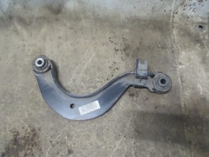Рычаг задний верхний Audi A3 [8P1] 2003-2013;A3 [8PA] Sportback 2004-2013;A3 [8V] 2013-2020;Q3 (8U) 2012-2018;Q3 (F3) 2018>;TT(8J) 2006-2015;TT(8S) 2015>;Altea 2004-2015;Leon (1P1) 2005-2013;Leon (5F) 2013-2020;Toledo III 2004-2009;Karoq 2017>;Kodiaq 2017>;Octavia (A5 1Z-) 2004-2013;Superb 2008-2015;Superb 2015>;Yeti 2009-2018;EOS 2006-2015;Golf Plus 2005-2014;Golf Sportsvan 2014-2020;Golf V 2003-2009;Golf VI 2009-2013;Golf VII 2012-2020;Jetta 2006-2011;Jetta 2011-2018;Passat [B6] 2005-2010;Passat [B8] 2015>;Passat CC 2008-2017;Tiguan 2007-2011;Tiguan 2016>;Touran 2003-2010;Touran(5T) 2016> (1K0505323N) — фото 2