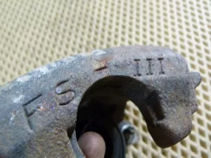Суппорт тормозной передний правый Audi A1 (8X) 2010-2018;A2 [8Z0] 2000-2005;A3 (8L1) 1996-2003;A3 [8P1] 2003-2013;A3 [8PA] Sportback 2004-2013;Altea 2004-2015;Cordoba 2002-2008;Ibiza IV 2002-2008;Ibiza V 2008-2017;Leon (1M1) 1999-2006;Leon (1P1) 2005-2013;Toledo II 1999-2006;Toledo III 2004-2009;Fabia 1999-2007;Fabia 2007-2015;Fabia 2015>;Octavia (A4 1U-) 2000-2011;Octavia (A5 1Z-) 2004-2013;Octavia 1997-2000;Rapid 2013-2020;Roomster 2006-2015;Yeti 2009-2018;Caddy III 2004-2015;Fox 2005-2011;Golf IV/Bora 1997-2005;Golf Plus 2005-2014;Golf V 2003-2009;Golf VI 2009-2013;Jetta 2006-2011;Jetta 2011-2018;New Beetle 1998-2010;New Beetle 2012-2019;Polo (HB) 2009-2017;Polo (Sed RUS) 2011-2020;Polo 2001-2009 (1K0615124D) — фото 6