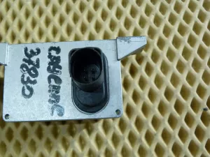 Датчик ускорения Audi A3 [8P1] 2003-2013;A3 [8PA] Sportback 2004-2013;Q7 [4L] 2005-2015;TT(8J) 2006-2015;TT(8N) 1998-2006;Cayenne 2003-2010;Cayenne 2010-2017;Alhambra 2000-2010;Altea 2004-2015;Octavia 1997-2000;Superb 2008-2015;Golf Plus 2005-2014;Golf V 2003-2009;Jetta 2006-2011;Sharan 2000-2004;Touareg 2002-2010;Touareg 2010-2018;Touran 2003-2010;Transporter T5 2003-2015 (7E0907652A) — фото 3