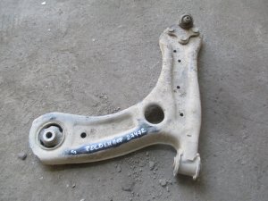 Рычаг передний левый VW Polo (Sed RUS) 2011>,Fabia 1999-2007,Ibiza V 2008>,Fabia 2007-2015,Cordoba 2002-2008,Ibiza IV 2002-2008,Polo (HB) 2009>,A1 2010>,Rapid 2013> (6R0407151F) — фото 1