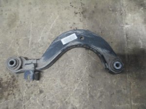 Рычаг задний верхний Audi A3 [8P1] 2003-2013;A3 [8PA] Sportback 2004-2013;A3 [8V] 2013-2020;Q3 (8U) 2012-2018;Q3 (F3) 2018>;TT(8J) 2006-2015;TT(8S) 2015>;Altea 2004-2015;Leon (1P1) 2005-2013;Leon (5F) 2013-2020;Toledo III 2004-2009;Karoq 2017>;Kodiaq 2017>;Octavia (A5 1Z-) 2004-2013;Superb 2008-2015;Superb 2015>;Yeti 2009-2018;EOS 2006-2015;Golf Plus 2005-2014;Golf Sportsvan 2014-2020;Golf V 2003-2009;Golf VI 2009-2013;Golf VII 2012-2020;Jetta 2006-2011;Jetta 2011-2018;Passat [B6] 2005-2010;Passat [B8] 2015>;Passat CC 2008-2017;Tiguan 2007-2011;Tiguan 2016>;Touran 2003-2010;Touran(5T) 2016> (1K0505323N) — фото 1