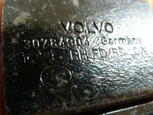 Петля двери правая Volvo S60 2000-2009;S80 1998-2006;V70 2000-2007;XC70 Cross Country 2000-2007;XC90 2002-2015 (30784904) — фото 4
