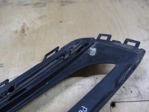 Решетка в бампер левая VW Polo (Sed RUS) 2011> (ПОСЛЕ 04.05.2015 ГОДА ПОД ПТФ С НАКЛАДКОЙ 6RU853665F) — фото 9