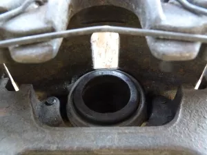 Суппорт тормозной передний левый VW Passat [B6] 2005-2010 (1K0615123E) — фото 4