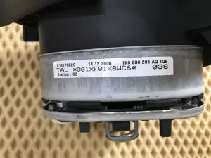 Подушка безопасности в рулевое колесо VW Passat [B6] 2005-2010 — фото 7