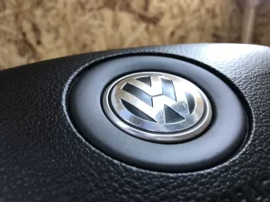 Подушка безопасности в рулевое колесо VW Passat [B6] 2005-2010 — фото 3